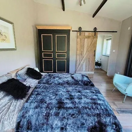 Bed & Breakfast Alegria Rustica Envendos